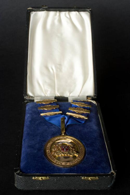 Aberdeen Granite Association Chain of Office