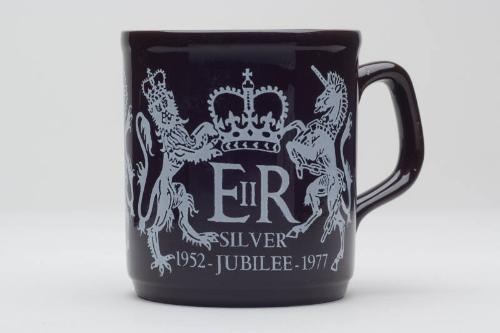 1977 Commemorative mug - Silver Jubilee of Elizabeth II