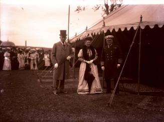 Two Men and A Lady at Duthie Park, Aberdeen