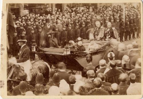 Victoria With John  And Hugh Brown In Newport