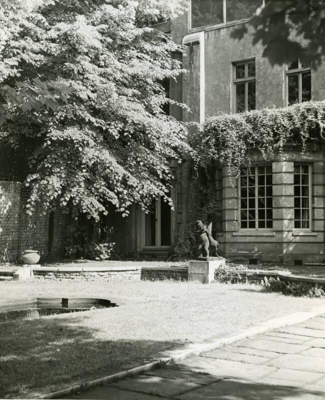 1 Holland Park Avenue (Photographs of James McBey's Homes).