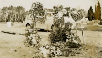 Elizabeth Duthie Flowers at Tracy Cemetery (Photographs of People in James McBey's Life)