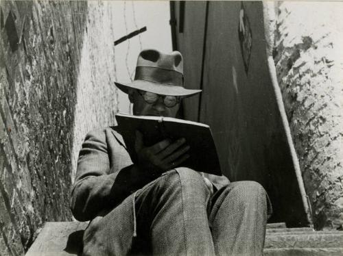 James McBey Sketching near the Prospect of Whitby (Photographs of James McBey)