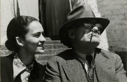 James and Marguerite McBey near the Prospect of Whitby (Photographs of James McBey)