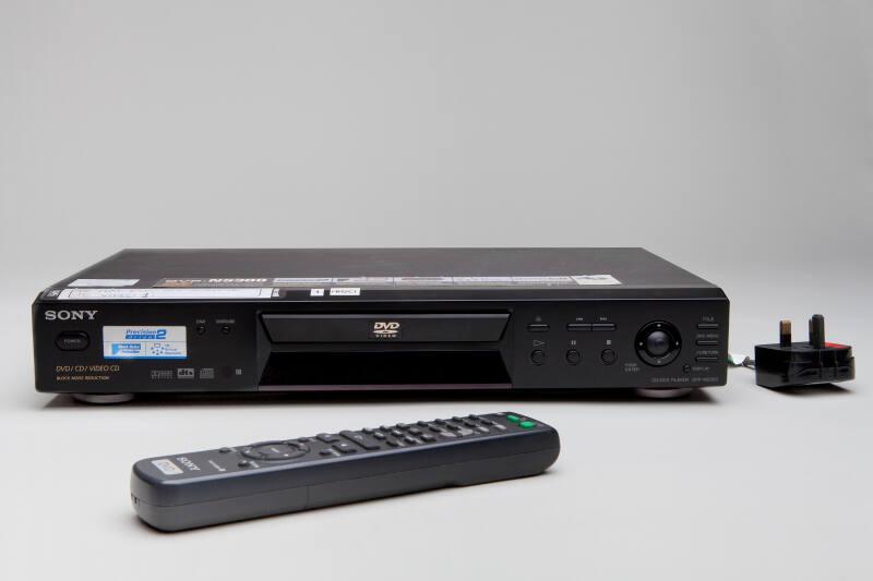 Sony DVP-NS300 DVD / CD / Video CD Player