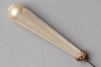 Decorative Hatpin with Long Pearlised Teardrop