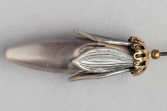 Decorative Hatpin with Silver Ovoid Glass Bead and Leaves
