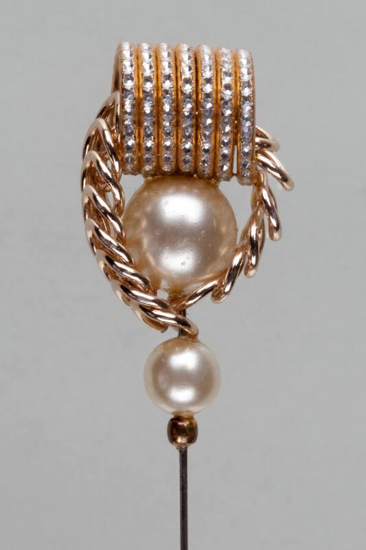 Decorative Hatpin with a Diamante Coil and Faux Pearl