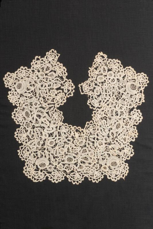 Honiton Lace Collar