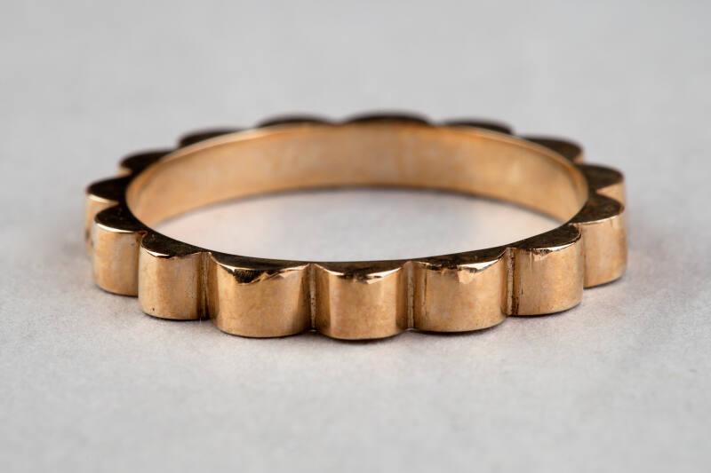 Gold Scalloped Ring by Sharon de Meza