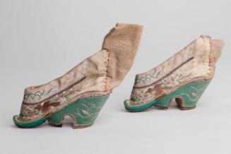 Chinese Cream and Green Embroidered Shoes for Bound Feet