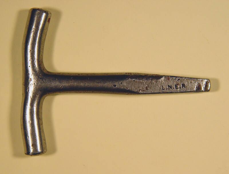 Carriage-Wagon Key