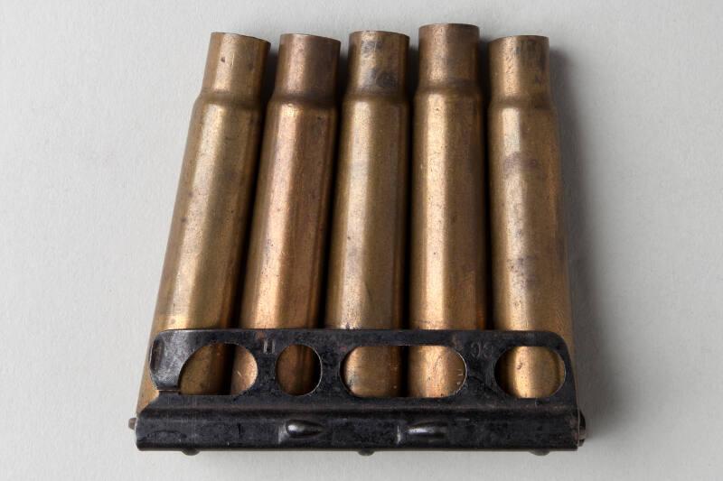 Standard Mark VII .303 Inch Cartridge Shells for Lee-Enfield Rifle in Charger