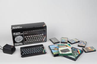 Macintosh Classic Computer – Works – eMuseum