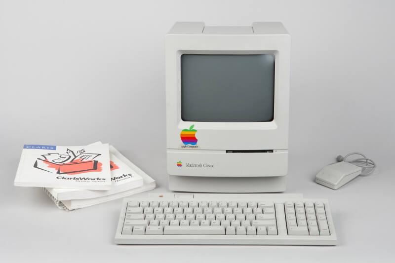 Macintosh Classic Computer