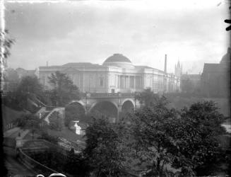 War Memorial and Cowdray Hall