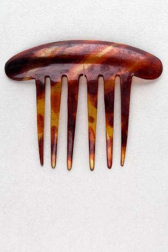 Dyed Horn Ornamental Back Comb