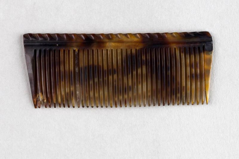 Faux Tortoiseshell Ornamental Hair Comb