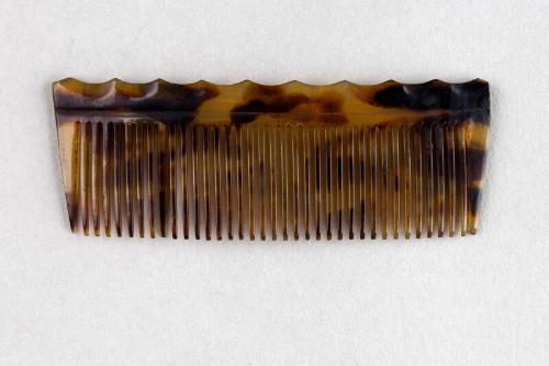 Faux Tortoiseshell Ornamental Hair Comb