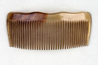 Bleached Horn Ornamental Hair Comb