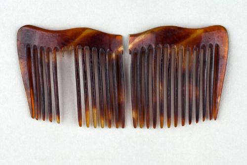 Faux Tortoiseshell Ornamental Hair Comb