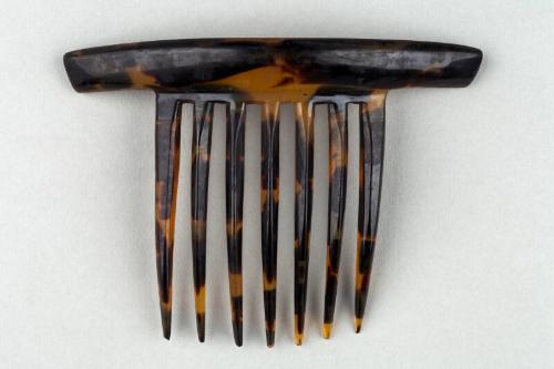 Faux Tortoiseshell Ornamental Hair Comb