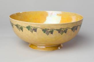 Yellow lustre bowl