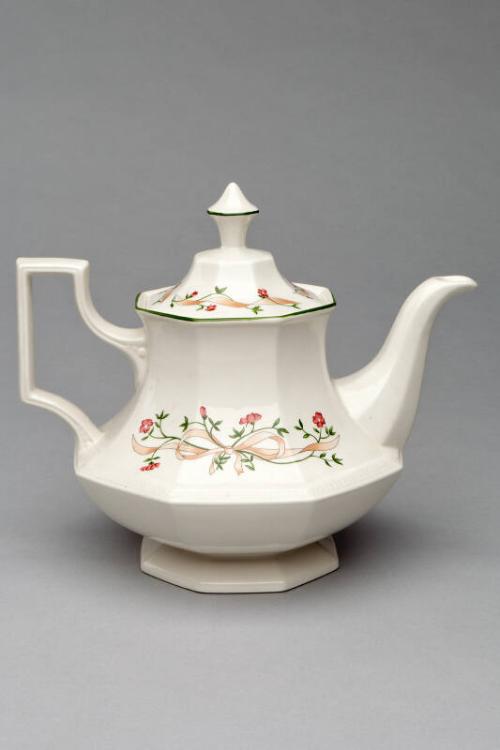 Eternal Beau Teapot