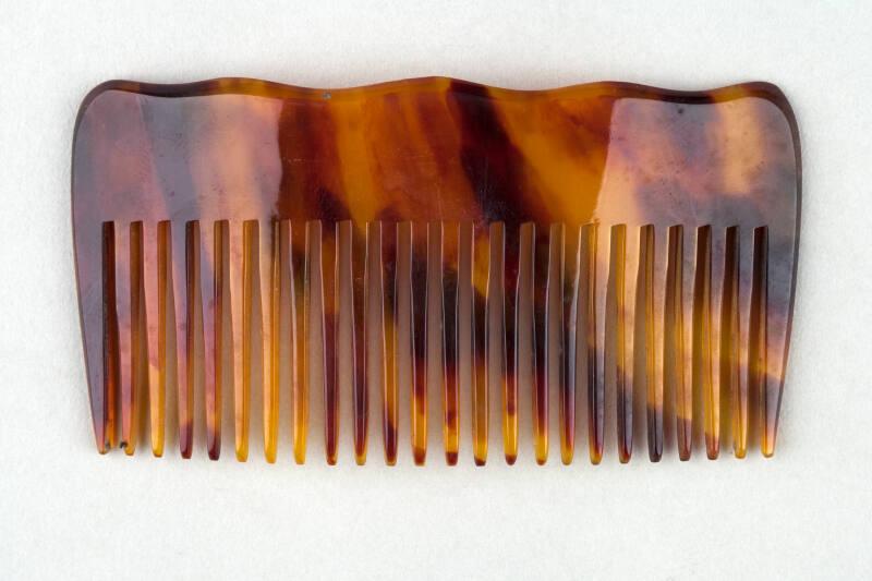 Faux Tortoiseshell Ornamental Hair Comb