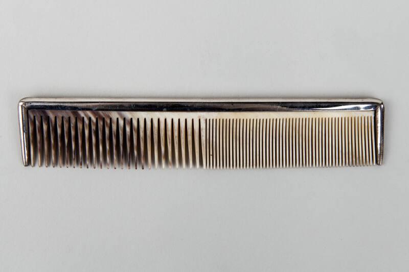 Horn Comb