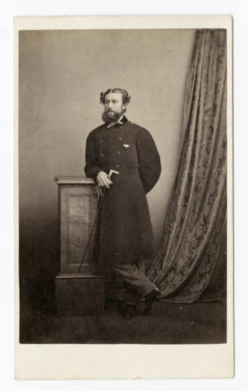 Carte de Visite - Unidentified Portrait of a Man