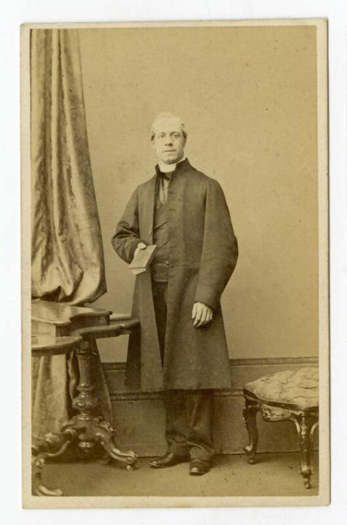 Carte de Visite - Unidentified Portrait of a Man