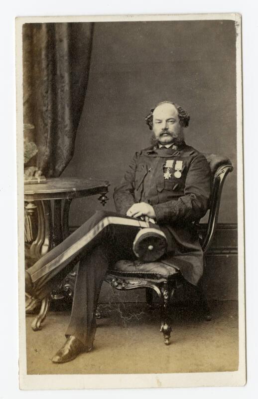 Carte de Visite - Unidentified Portrait of a Seated Man