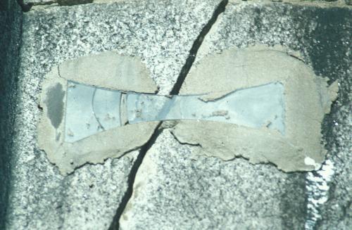 Cracked Lintel, Leslie Terrace