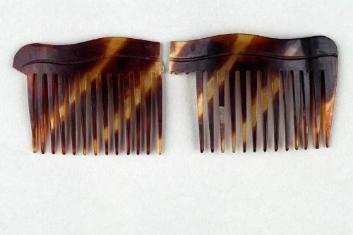 Faux Tortoiseshell Ornamental Hair Comb