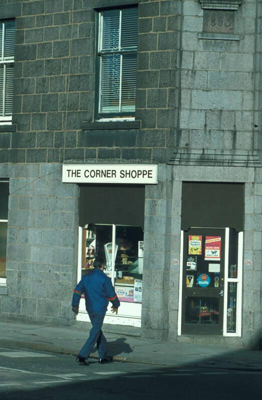 Hutcheon Street-Holland Street