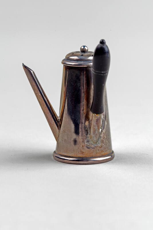 Miniature Coffee Pot Works EMuseum   Full