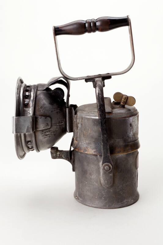 Acetylene Lamp