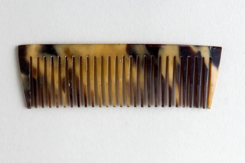 Faux Tortoiseshell Ornamental Hair Comb