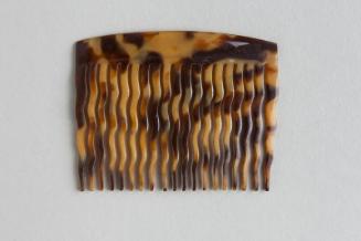 Faux Tortoiseshell Ornamental Hair Comb