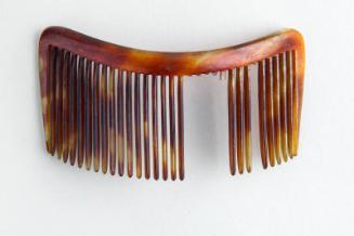 Faux Tortoiseshell Ornamental Hair Comb