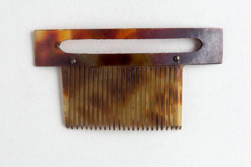 Faux Tortoiseshell Ornamental Hair Comb