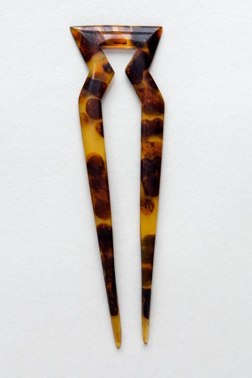 Faux Tortoiseshell Ornamental Hair Pin