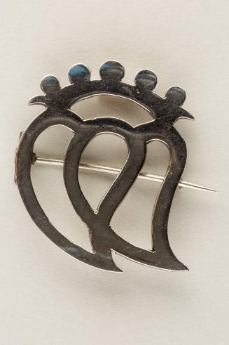 Luckenbooth Brooch