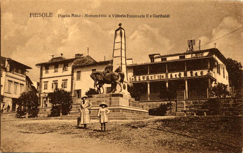 Fiesole - Piazza Mino 