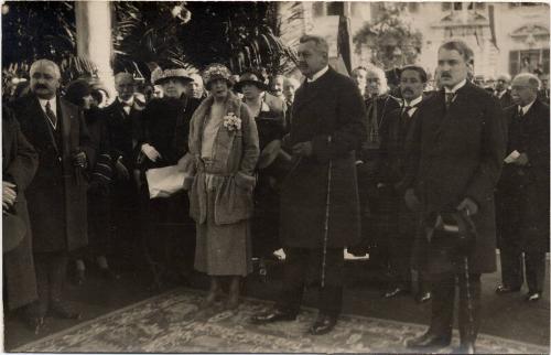 Unidentified dignitries at public event