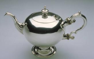 Teapot by George Robertson