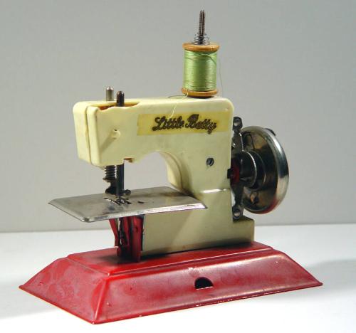 Toy Sewing Machine