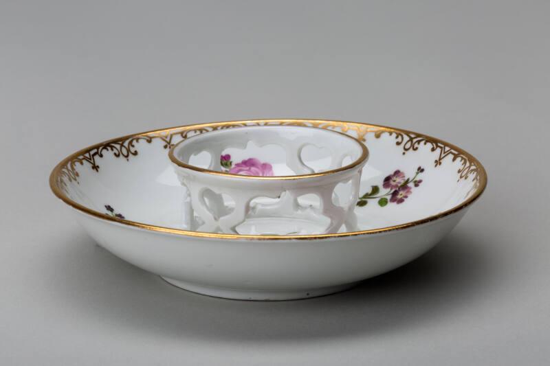 Decorated Trembleuse Saucer