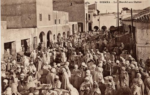 Biskra - Street scene (Le Marche aux Dattes)